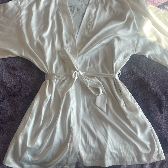 Victoria Secret “Bride” Robe Size O/S - Picture 3 of 4